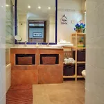 El Nacar Bed & Breakfast 4*