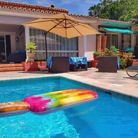 El Nacar Bed & Breakfast 4*