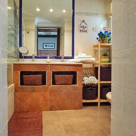 El Nacar Bed & Breakfast 4*