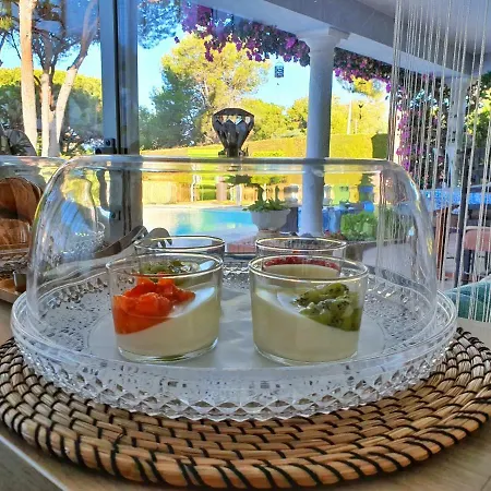 El Nacar Bed and Breakfast Μαρμπέλλα